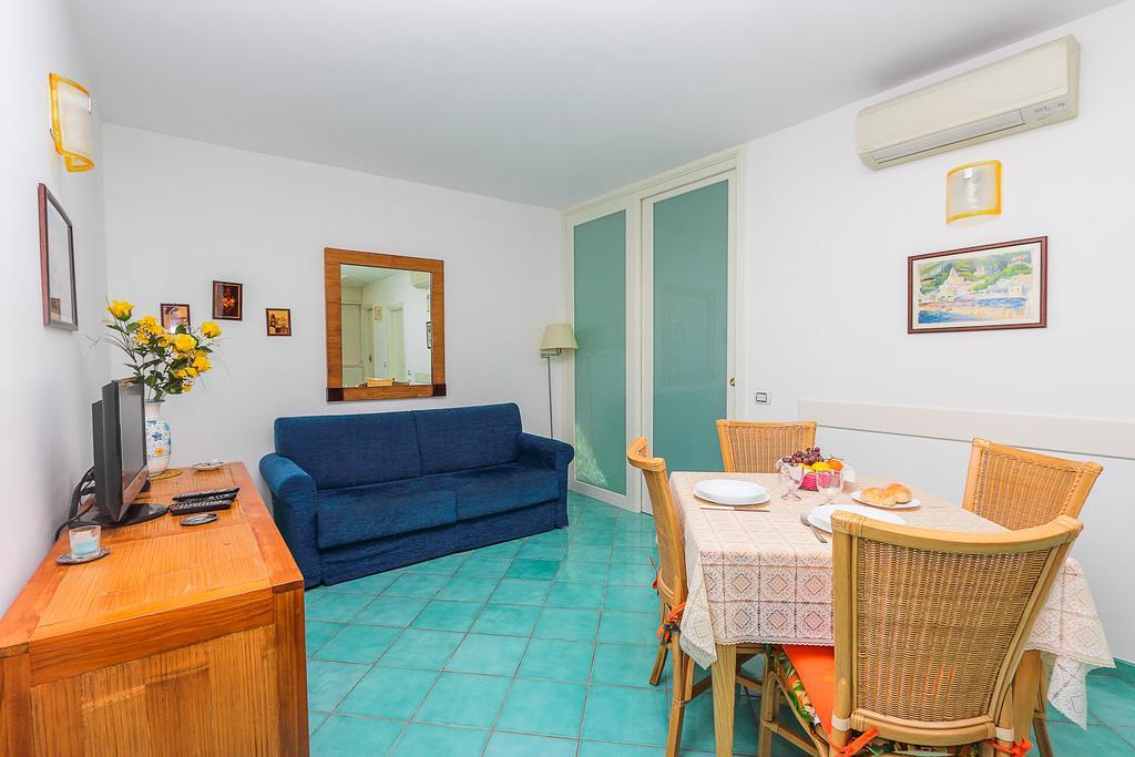 Dogi A Daire Amalfi Oda fotoğraf